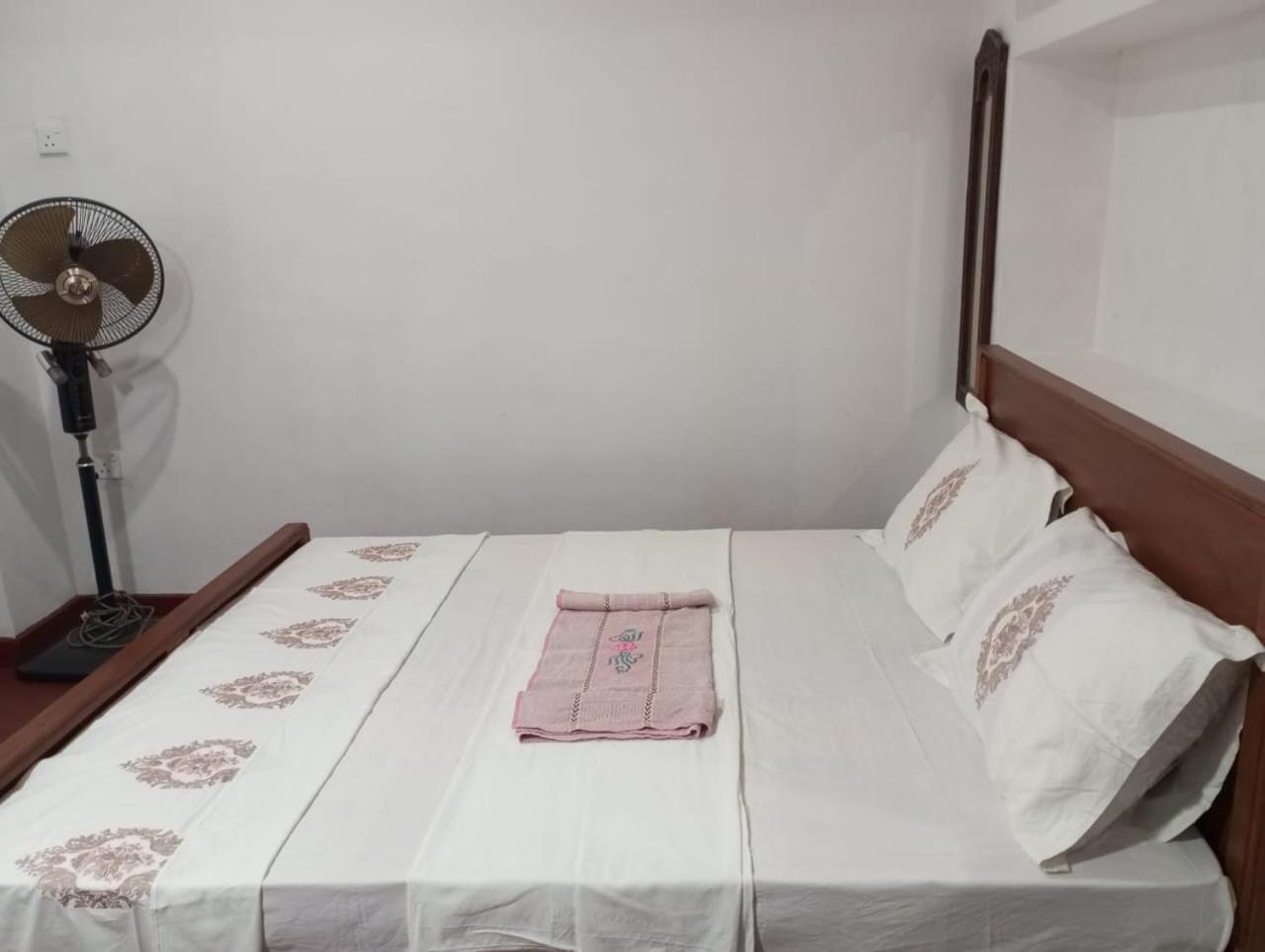Relax Home Rambukkana 外观 照片