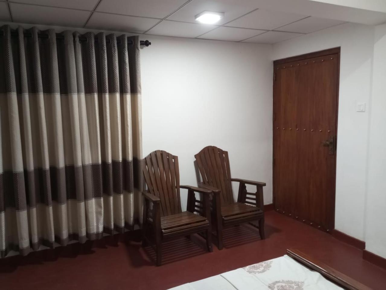 Relax Home Rambukkana 外观 照片