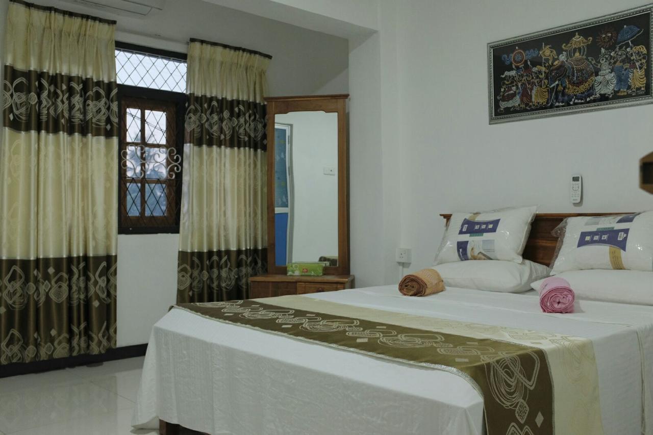 Relax Home Rambukkana 外观 照片